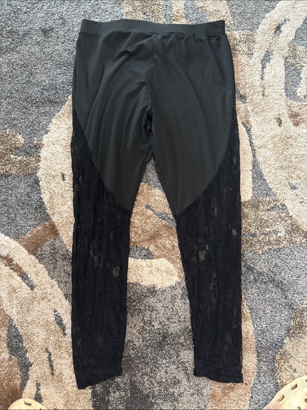 Black Lace Panel Leggings - Women's